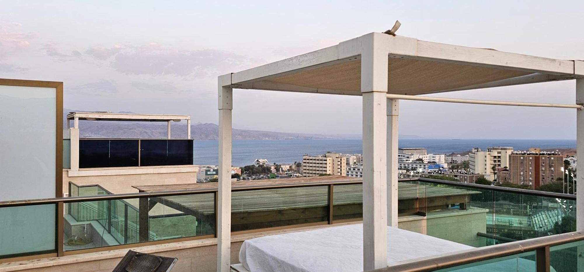 Appartement Exclusive Top Luxury Penthouse Near The Sea With Privat Roof-Pool à Eilat Extérieur photo